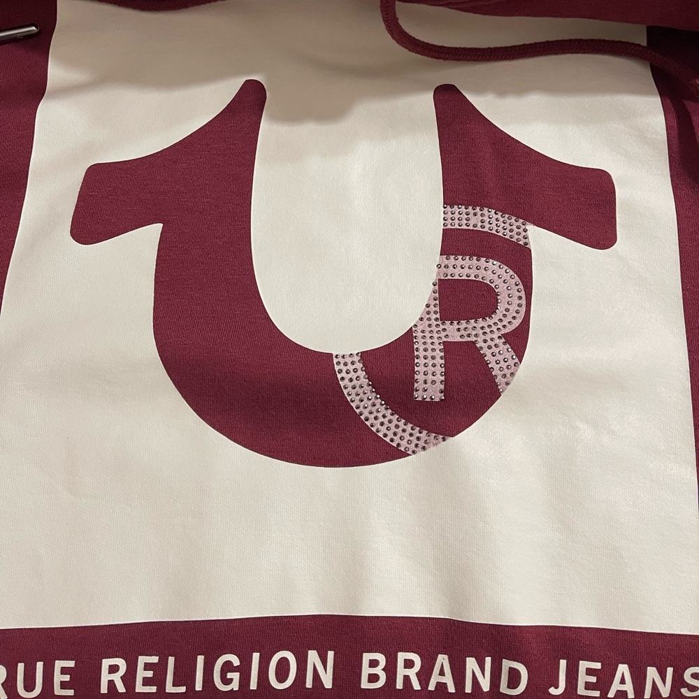 Maroon True Religion tracksuit (size medium men’s)